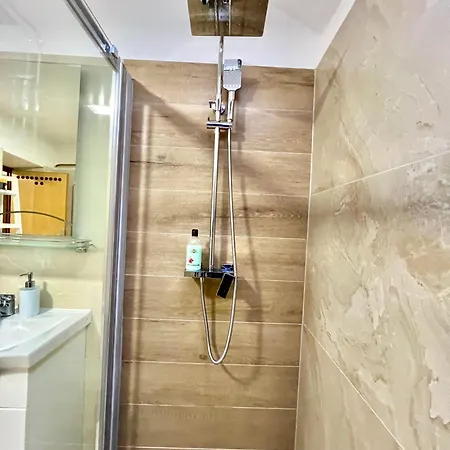 Dina 公寓 塞拉耶佛