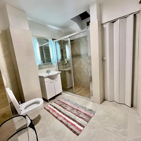Apartman Dina